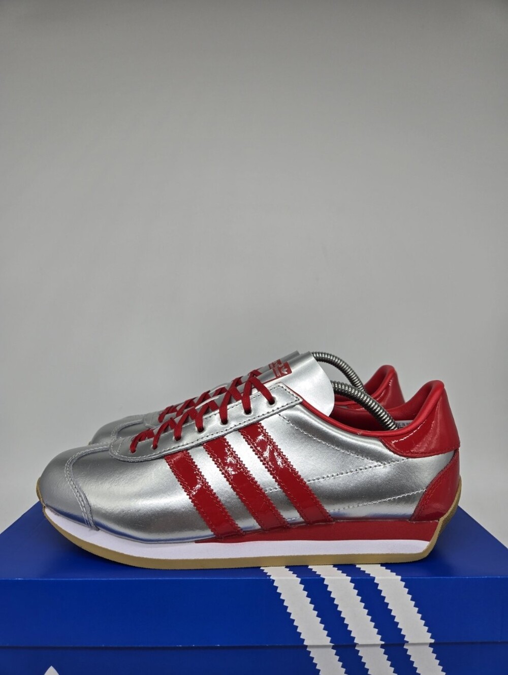 adidas Women's Country OG JP8804 Silver Metallic Better Scarlet Shoes Size 8